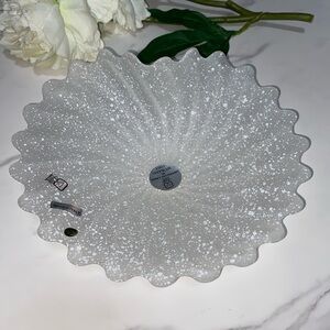 Glass Line Lavorazione A Mano M. Murano Italy Scallop Frosted Glass Bowl Tray